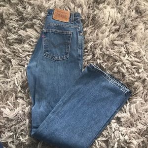 Vintage Levi’s 517 women’s Boot Cut Low Rise